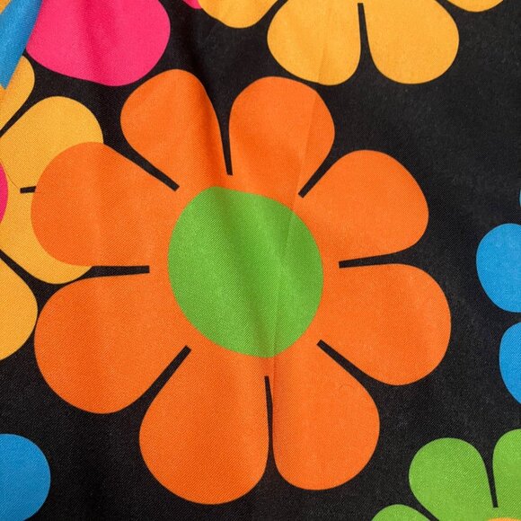 Loudmouth Golf Shorts - Picture 2 of 6